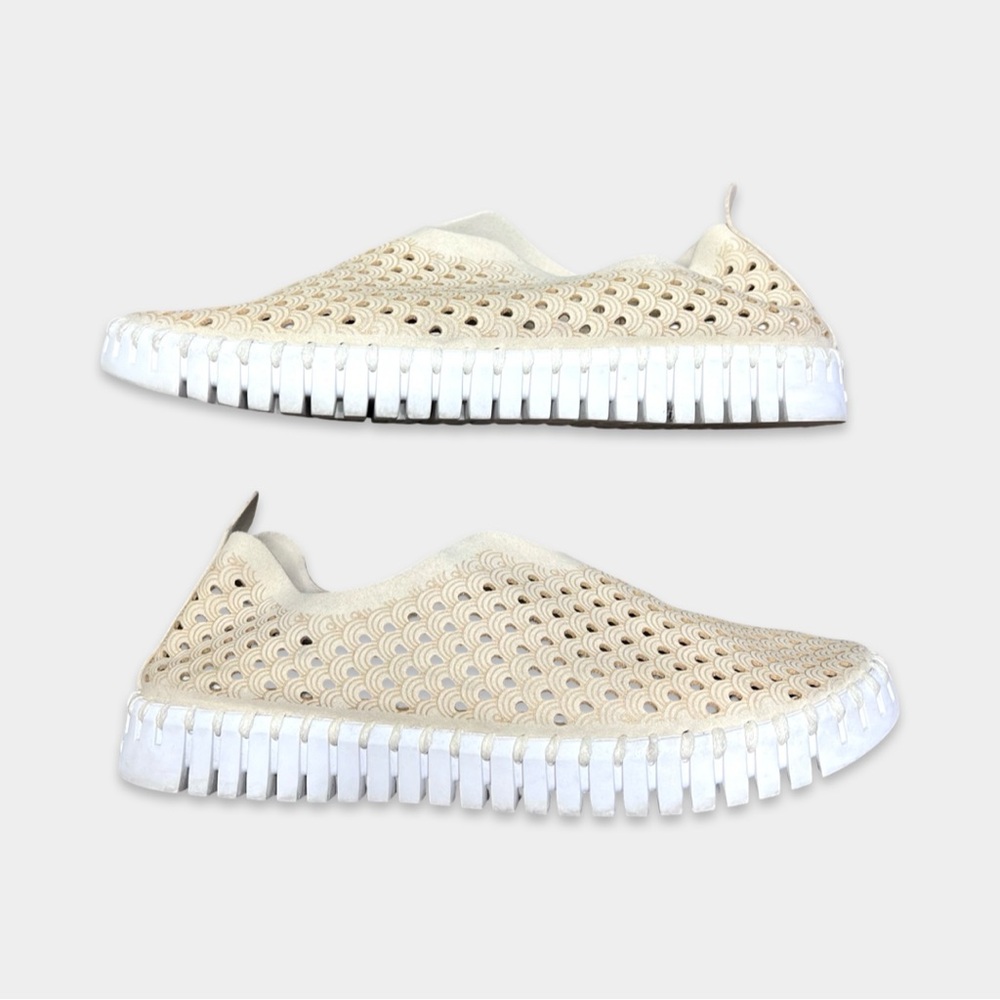 ISLE JACOBSEN Shoes Size 36 (6 US) Beige and White Pre-Owned